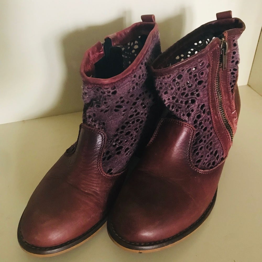 Maroon Booties - made in Spain - beautiful leather - Picture 8 of 8